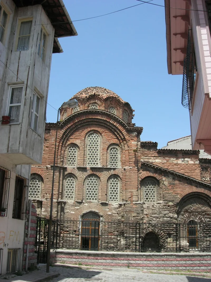 مئذنة مسجد إسكيماريت (Eski İmaret Camii) — دليل إسطنبول