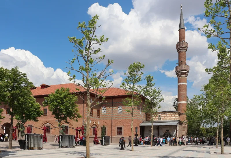 Hacı Bayramin moskeija Ankarassa – 1400-luvulta peräisin oleva pyhäkkö ja türbe