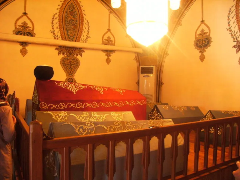 Hacı Bayramin moskeija Ankarassa – 1400-luvulta peräisin oleva pyhäkkö ja türbe