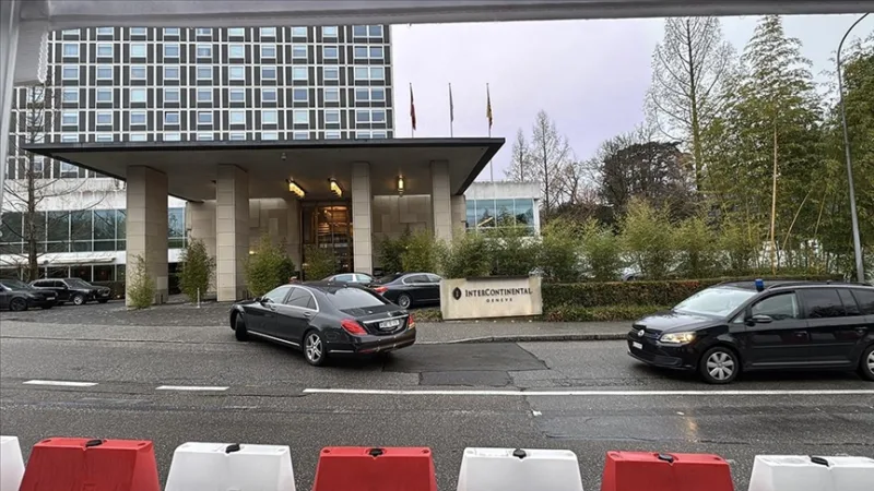 Antrą dieną Ženevoje tęsiamos Rusijos, Jungtinių Valstijų ir Ukrainos derybos