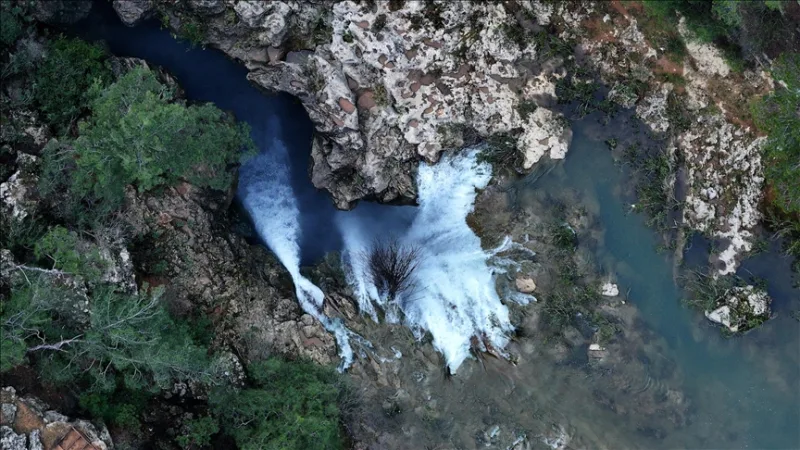 강우로 되살아난 안탈리아의 구버 폭포