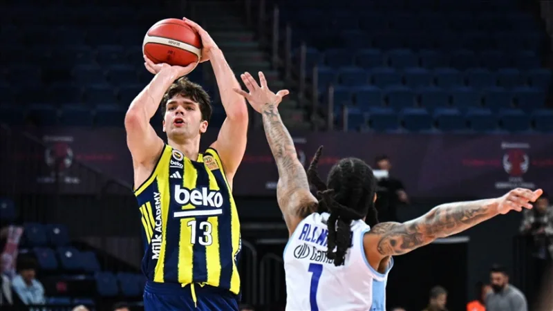 Fenerbahçe Beko porazilo Türk Telekom 86:78 a postúpilo do finále Tureckého pohára