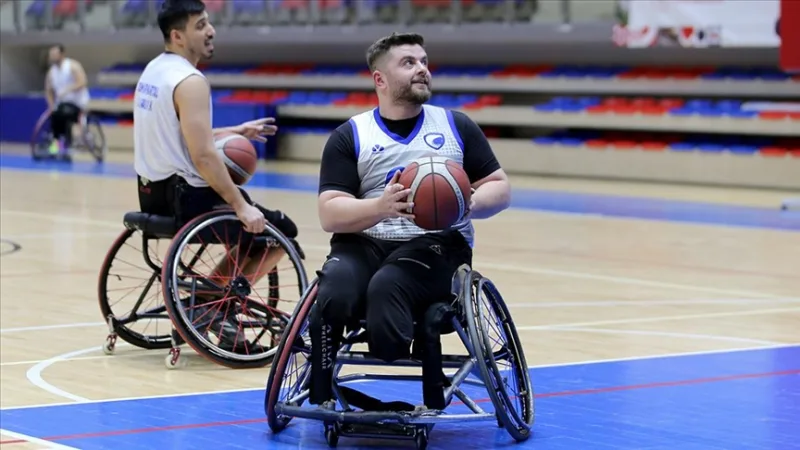 Weteran Claw-Kilit będzie kontynuował swoje zmagania w Wheelchair Basketball Super League