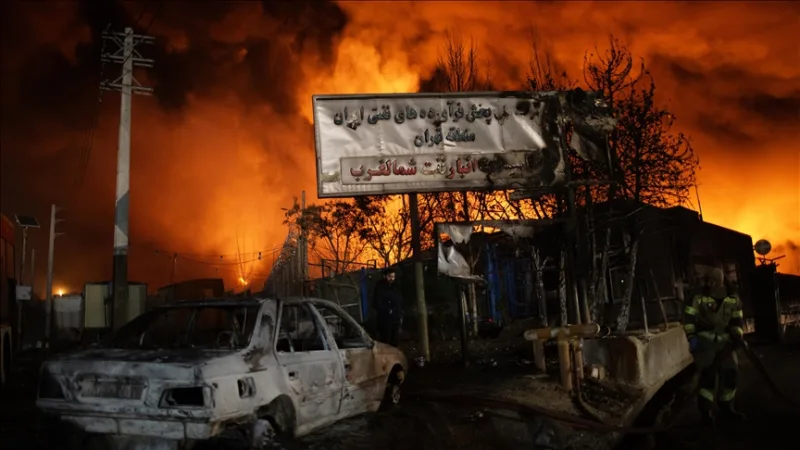 뉴욕타임스(NYT)는 이스라엘의 “이란에서 반란을 일으켜 정권을 전복하겠다”는 계획이 어떻게 실현되지 않았는지를 분석했다