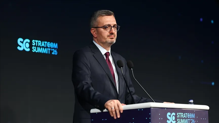 Duran kommunikációs vezető: Szeretném kifejezni, hogy milyen nagy örömömre szolgál, hogy házigazdája lehetek ennek a fontos találkozónak