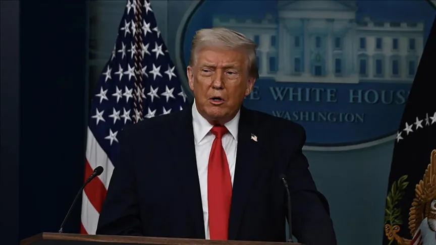 Trump prohlásil, že po intenzivních útocích, které potrvají 2–3 týdny, válku s Íránem ukončí