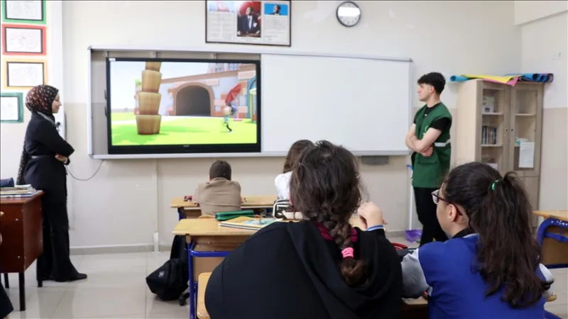 去年，Yeşilay在埃拉泽向7550人提供了戒瘾教育