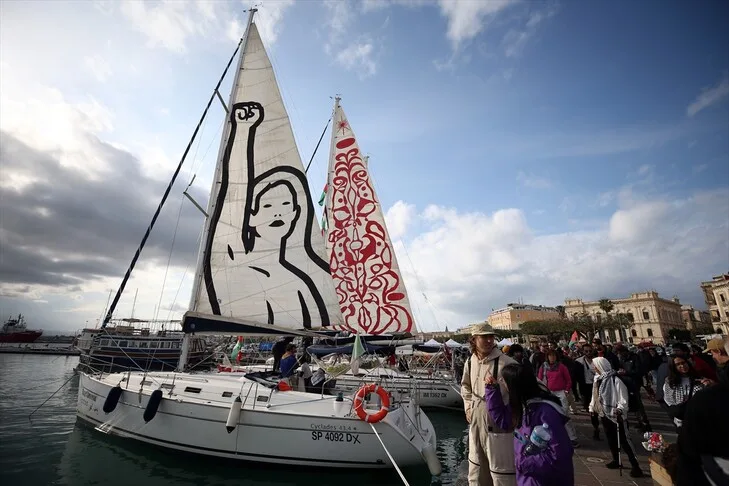 No Spānijas izbraukušās „Globālās Sumud flotes 2026. gada pavasara misijas” kuģi ir sasnieguši Itāliju