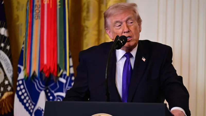 De Amerikaanse president Trump heeft de EU tot 4 juli de tijd gegeven om het handelsakkoord na te leven