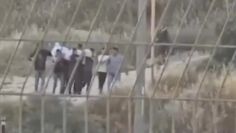 L'armée israélienne a contraint une famille palestinienne à exhumer le corps de leur fils pour le réinhumer ailleurs