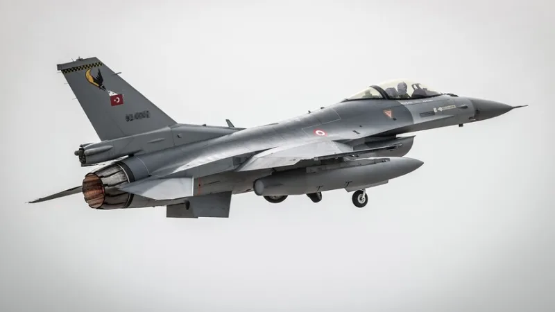 У рамках навчань EFES-2026 з Бандірми злетіли літаки F-16